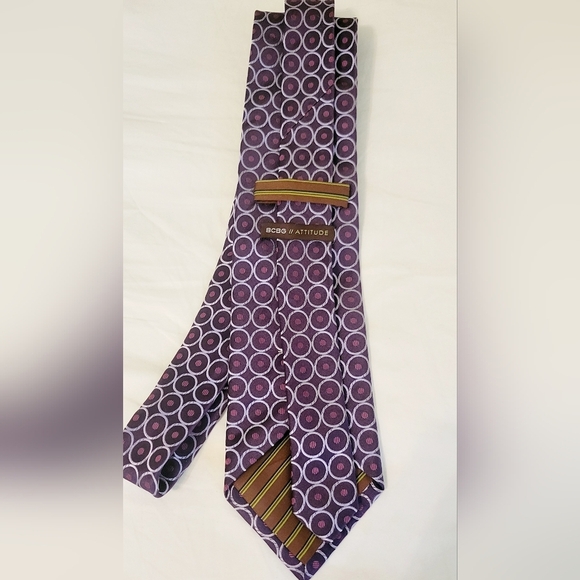 BCBG Attitude Men's 100% Imported Hand Sewn Silk Neck Tie - Picture 1 of 7